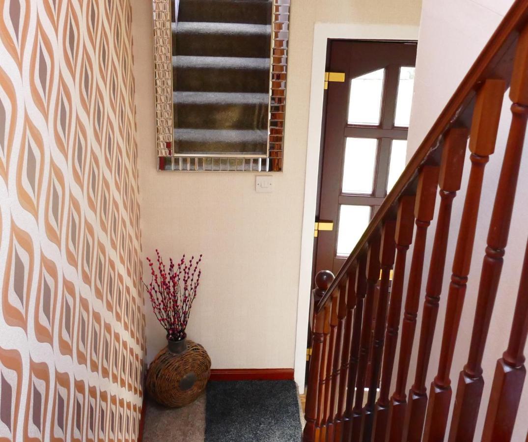 Old Nurses Cottage Skeabost Екстер'єр фото